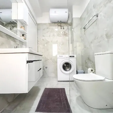 Comfort Seaside By Adriatic Living 아파트 *
